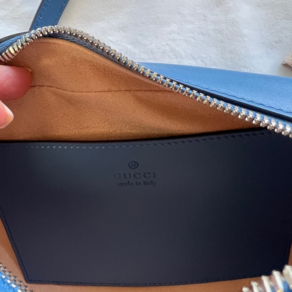 Gucci GG Marmont Quilted Shoulder Bag - Picture 7 of 14